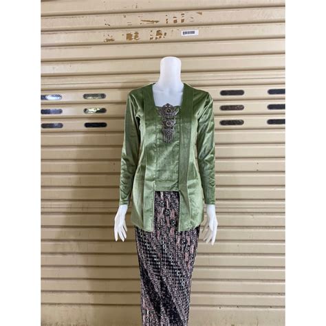 Jual Kebaya Bludru Kutubaru Premium Sage Murah Atasan Kebaya Bludru