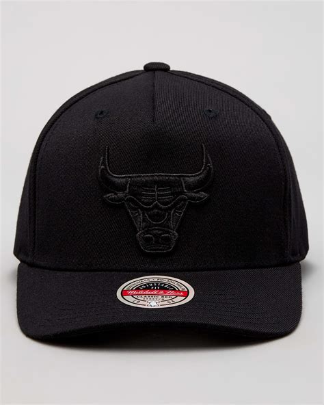 Shop Mitchell Ness Chicago Bulls Team Logo Snapback Cap In Black