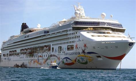 Norwegian Star Cruise Ship Rooms