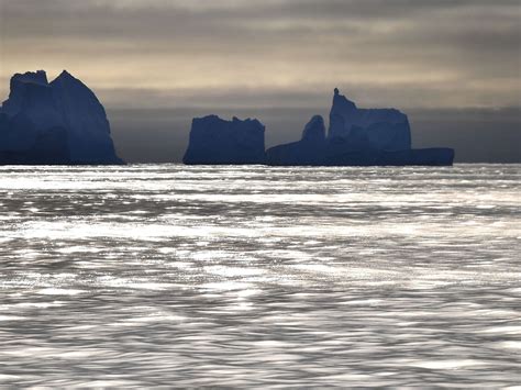 Quebra gelo italiano atinge o ponto mais ao sul da Antártica já