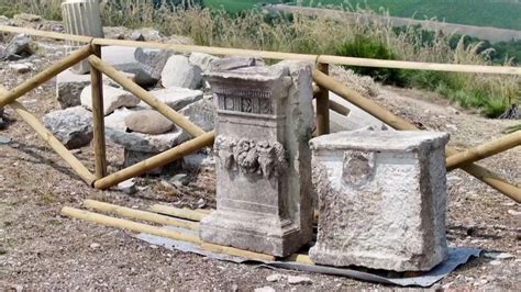 Ancient Greek Altar Unearthed In Sicily Hellenic Daily News