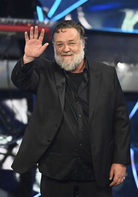 News Radioitalia A Sanremo C Il Gladiatore Russell Crowe Siate