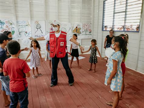 Português do Brasil Cruz Vermelha Brasileira realiza Semana de