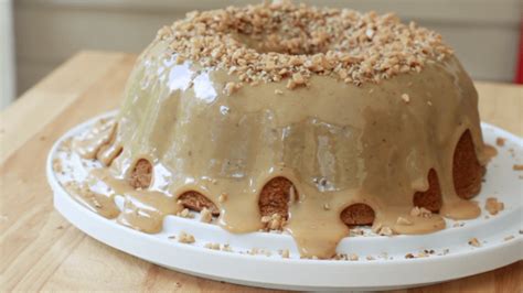 Brown Sugar Caramel Pound Cake Recipe | Divas Can Cook