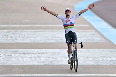 Van Der Poel S Masterclass At Paris Roubaix A Second Consecutive