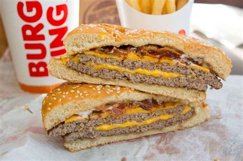 Our Bacon Critic Tried The New Bk Bacon King Burger So You Dont Have