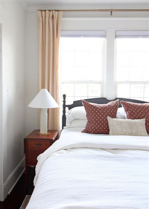 Old Room MIXTURE OF OLD AND NEW FURNITURE IN A SWEDISH APARTMENT