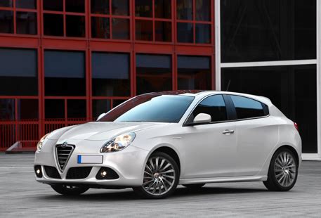 RTA ALFA ROMEO GIULIETTA à partir de 32 Site Officiel Revue