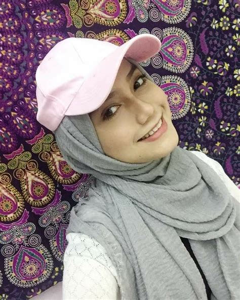 Pin Oleh Emha Irmawati Di Model Pakaian Hijab Model Pakaian Hijab