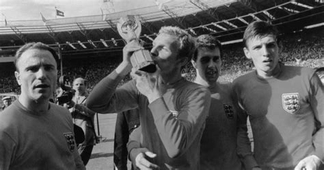 1966 World Cup Final England And The World Cup Winning Team