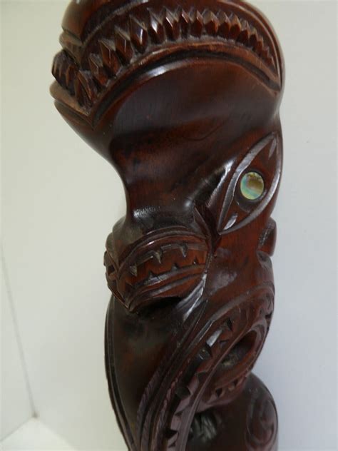 LARGE VINTAGE CARVED WOODEN TIKI TOTEM STATUE ROTORUA NZ MAORI PAUA