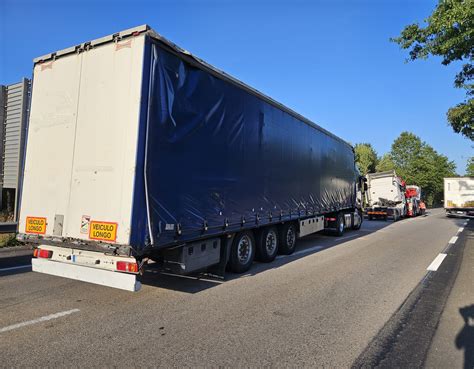 Collision Entre Deux Poids Lourds Garage Andrieux