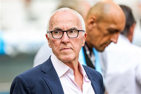 Foot Om Vente Om L Arabie Saoudite Humili E Par Mccourt Foot