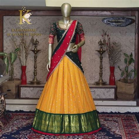 Stunning Traditional Yellow And Bottle Green Color Combination Kanchi