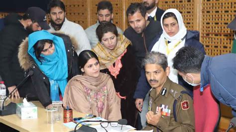 Situation Improving Fast In Kashmir Valley 90 Decline In Violence Jandk Dgp Jammu And