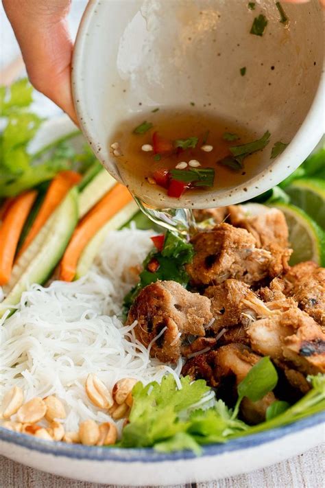 Vietnamese Noodle Bowl With Chicken Recipe Asian Recipes Noodle Bowls Recipes Asian Cooking