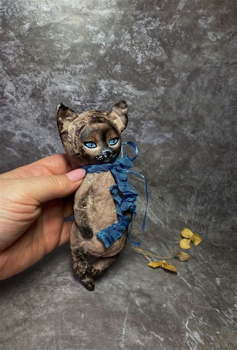 Игрушка Кошка и Серая (ватное папье-маше) купить в интернет-магазине ...