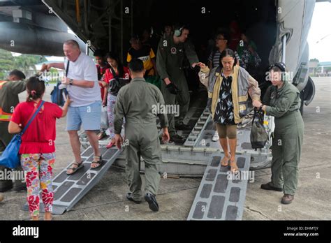 Typhoon Haiyan Humanitarian Relief In Philippines Operation Damayan