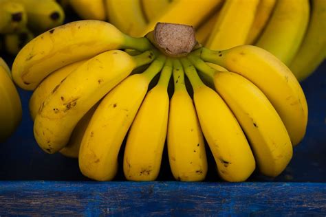 Banana É Uma Fruta Ácida - Saiba os benefícios da banana e aprenda receitas saudáveis com a fruta ...