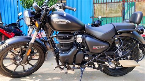 Royal Enfield Meteor 350 Scrambler Rendered Looks Eccentric