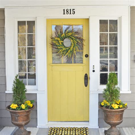 Gray House Yellow Door Black Shutters The Perfect Color Combination You Need To See