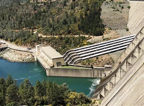 Shasta Dam Powerhouse Hydroelectric Power Station