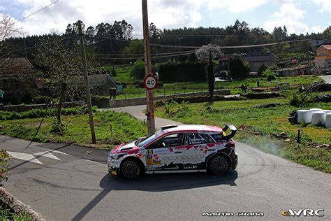 Vilari O Garc A Luis Velasco Enrique Hyundai I R Rallye De A