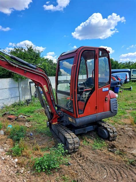 Miniexcavator T Caracal Olx Ro