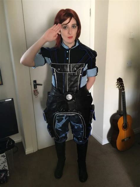 Commander Jane Shepard Masseffect Commandershepard Femshep Bioware Cosplay Amino