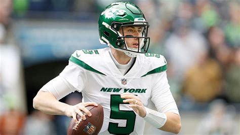 2023 NFL free agency: Dolphins signing former Jets QB Mike White as Tua ...