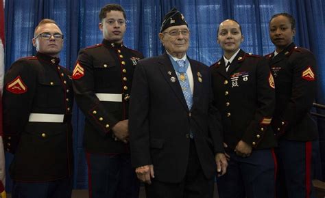 Last Surviving Ww2 Medal Of Honor Recipient Woody Williams Dies At 98 Washington Military