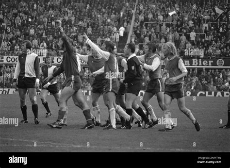 Referee Boosten Surrounded Hi Res Stock Photography And Images Alamy