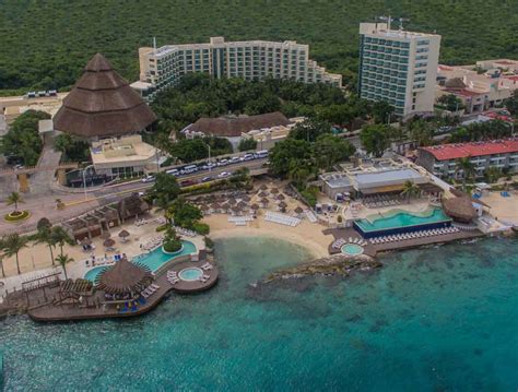 Grand Park Royal Cozumel All Inclusive Dive Package - Salty Endeavors