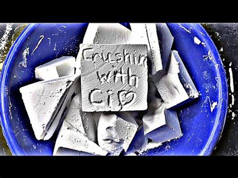 GYM CHALK MASS CRUSH FRESH CRISPY GYM CHALK EDIT ONE CRUSH Gym