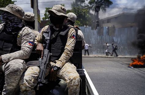 Dutzende Tote Bei Bandenk Mpfen In Haiti Amerika Derstandard De