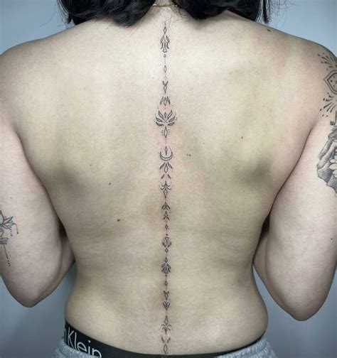 Elegant Spine Tattoo Ideas: Over 100 Designs For Men and Women | Bored ...