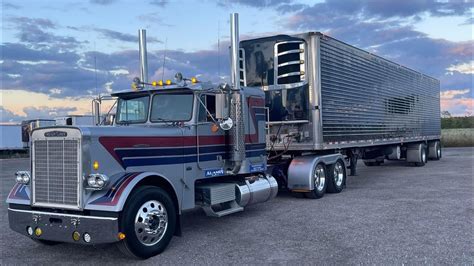 Unique Classic: 1996 Freightliner FLC - Custom Build - Driver First