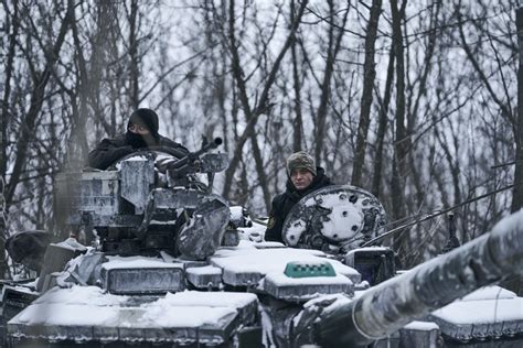 Guerre en Ukraine jour 355 Situation compliquée au nord de