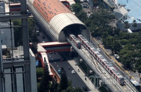 Jumlah Penumpang LRT Jabodetabek Sebanyak 47 046 Per Hari Foto 8