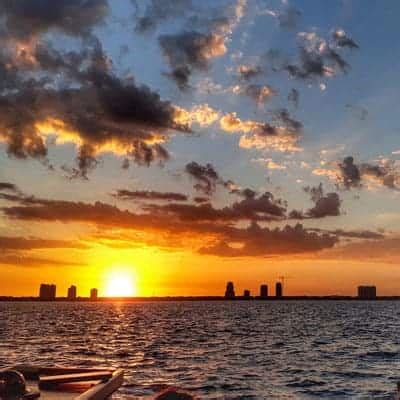 Tampa Sunset Boat Tours - Tampa Bay Fun Boat