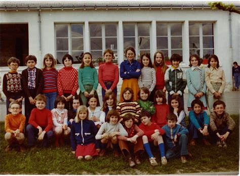 Photo De Classe Cm De Ecole Albert Camus Louis Pasteur