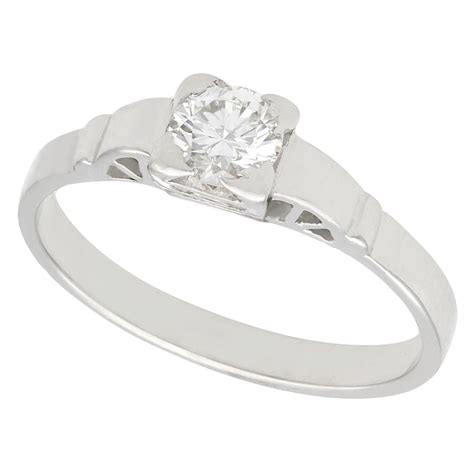 1940s 1 Carat Marquise Diamond Solitaire And 18 Karat White Gold