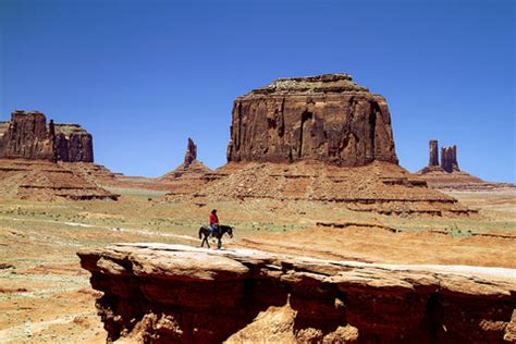 Navajo Land and People – Nizhoni Ranch Gallery