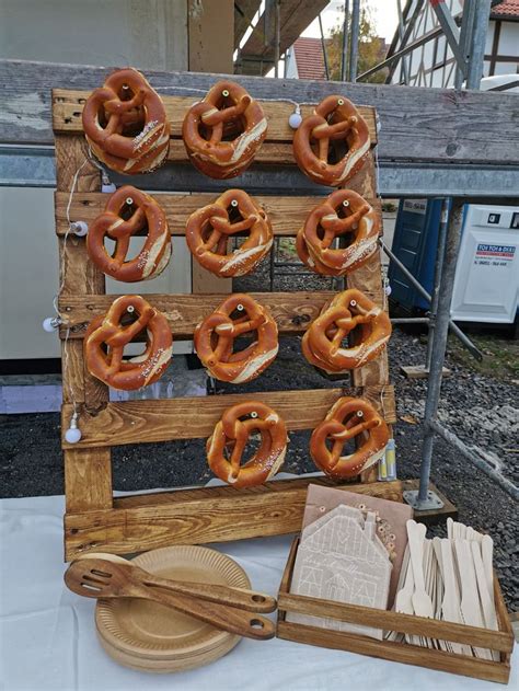 Brezel Wand Rustikal F R Richtfest Oktoberfest Party Ideen