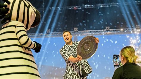 Live Thw Kiel Deutscher Meister Feier In Der Wunderino Arena