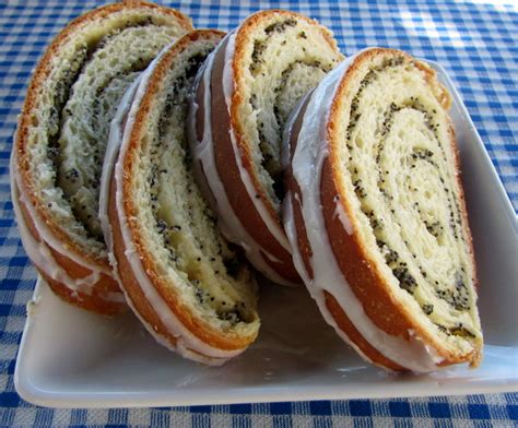 Mennonite Girls Can Cook Poppy Seed Roll