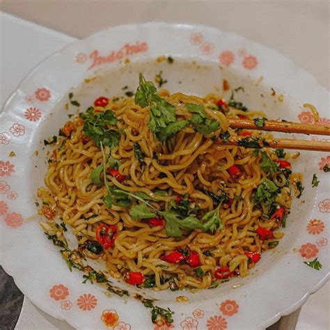 Resep Indomie Hacks Viral Ada Indomie Spicy Garlic