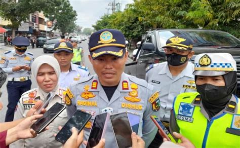 Parkir Sembarangan 25 Ban Kendaraan Digembosi Petugas Ops Tertib Parkir