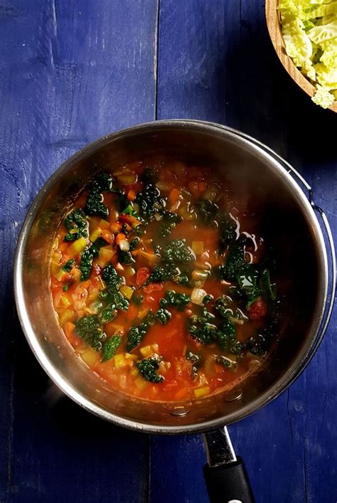 Toscaanse Ribollita Groentesoep Met Bonen En Brood Gewoon Een Foodblog