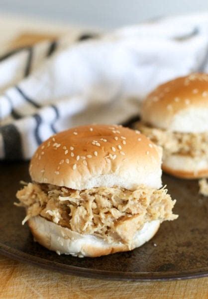 Crockpot Shredded Chicken Sandwiches Classic Ohio Recipe